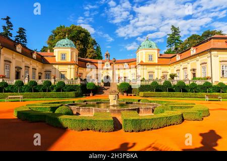 Bella decorazione nel cortile di Buchlovice, Repubblica Ceca Foto Stock