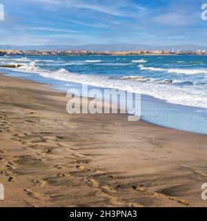 Spiaggia di sabbia su spit, Pomorie e Aheloy, Bulgaria Foto Stock