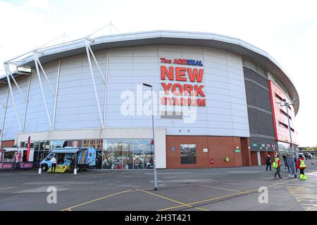 Lo stadio di New York davanti alla partita della Sky Bet League 1 tra Rotherham United e Sunderland al New York Stadium di Rotherham sabato 30 ottobre 2021. Foto Stock