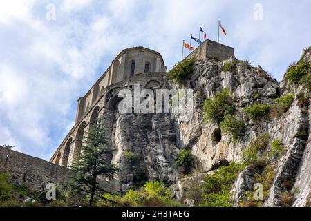 La cittadella di Sisteron si trova nel dipartimento delle Alpi dell'alta Provenza nella Côte regione Provenza-Alpi-Costa Azzurra, nel sud-est della Francia. Foto Stock