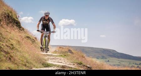 Mountain bike racer in 'Crank IT' evento, Lee Quarry, Lancashire, Inghilterra, Regno Unito, GB, Europa. Foto Stock