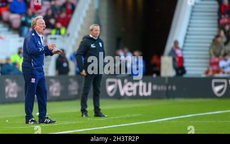 MIDDLESBROUGH, REGNO UNITO. 30 OTTOBRE Middlesbrough Manager Neil Warnock durante la partita del Campionato Sky Bet tra Middlesbrough e Birmingham City al Riverside Stadium di Middlesbrough sabato 30 Ottobre 2021. (Credit: Michael driver | MI News) Credit: MI News & Sport /Alamy Live News Foto Stock