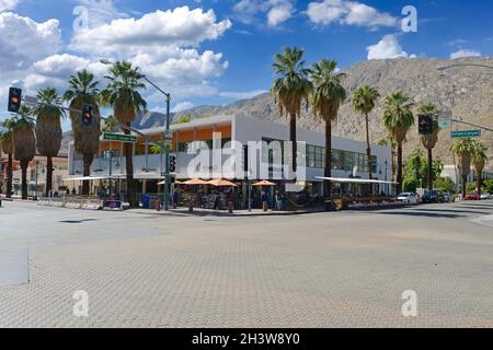 El Patron ha preparato Tacos e bevande ristorante all'angolo tra Tahquitz Canyon Wy e N Palm Canyon Wy a Palm Springs, California Foto Stock