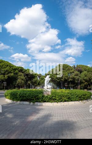 Izmir Kültürpark (parco culturale) è un parco urbano nel centro di İzmir, Turchia e ospita la fiera internazionale di İzmir. Foto Stock