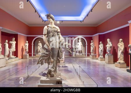 Antalya, Turchia - Ottobre 2021: Antalya Archaeological Museum interno e mostre, uno dei più grandi musei Turkey situato ad Antalya in Turchia Foto Stock