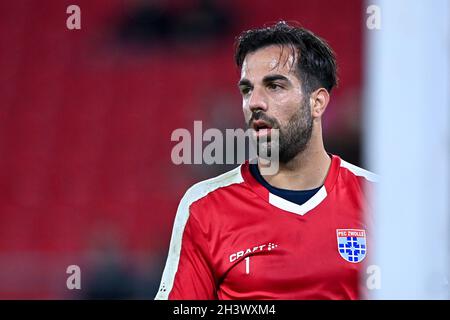 ALKMAAR, PAESI BASSI - OTTOBRE 30: Kostas Lamprou di PEC Zwolle durante la partita olandese Eredivie tra AZ e PEC Zwolle allo stadio AFAS il 30 Ottobre 2021 ad Alkmaar, Paesi Bassi (Foto di Patrick Goosen/Orange Pictures) Foto Stock