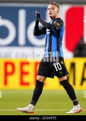 SINT TRUIDEN, BELGIO - OTTOBRE 30: Noa Lang del Club Brugge durante la partita della Jupiler Pro League tra Sint-Truidense VV e Club Brugge KV a Stayen il 30 Ottobre 2021 a Sint Truiden, Belgio (Foto di Joris Verwijst/Orange Pictures) Foto Stock