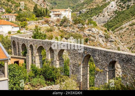 Vecchio acquedotto Bar, Bar, Montenegro Foto Stock