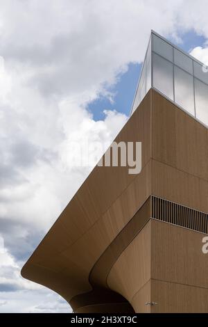 Vista della facciata del Museo Kiasma di Arte moderna nel centro di Helsinki Foto Stock