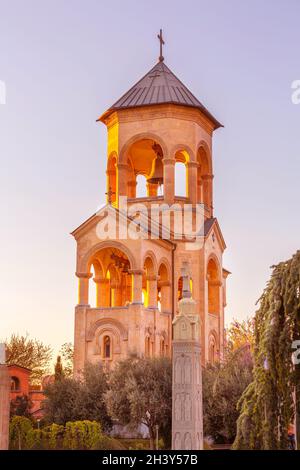 Chiesa della Santissima Trinità campanile a Tbilisi, Georgia Foto Stock