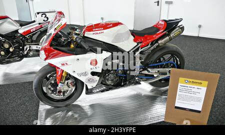 Yamaha YZF R1-2011 al Montjuic 24 ore di moto show a Barcellona, Catalogna, Spagna Foto Stock