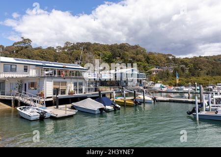 Bayview Sydney, barche ormeggiate e ormeggiate al Gibson Boat Marina su Pittwater, Australia Foto Stock