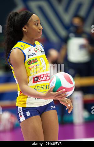 Arena di Monza, Monza (MB), Italia, 30 ottobre 2021, OMORUYI AMA OGHOSASERE (Imoco Volley Conegliano) durante il Vero Volley Monza vs Imoco Volley Co Foto Stock