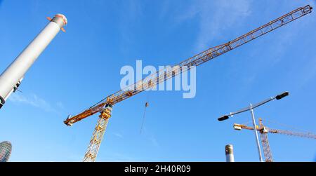 Gru e lavori a Les Glories de Barcelona, Catalunya, Spagna, Europa Foto Stock