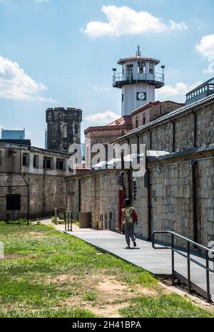 Torre di guardia e corte del Penitenziario di Pasqua, USA Foto Stock