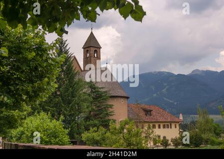 Chiesa di Cavalese Foto Stock