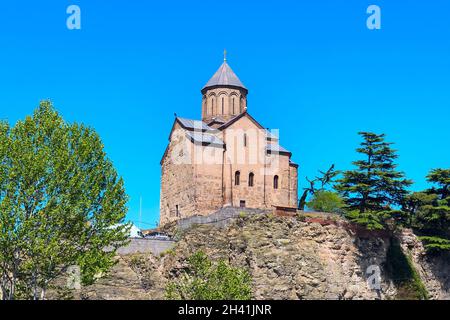 Chiesa della Vergine Maria Metekhi a Tbilisi, Georgia Foto Stock