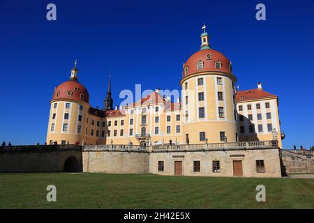 Schloss Moritzburg, nahe Dresden, Sachsen, Deutschland / Castello di Moritzburg o Palazzo di Moritzburg, palazzo barocco a Moritzburg, nei pressi di Dresda, Sassonia, Foto Stock