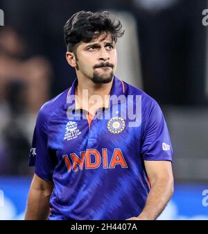 DUBAI, UAE, 0CT 31, 2021: Coppa DEL MONDO ICC T20 : India vs Nuova Zelanda : Shardul Thakkur durante la Coppa del mondo ICC Cricket T20 nello Stadio Internazionale di Cricket di Dubai Domenica. Photo : Seshadri sukumar Credit: Seshadri SUKUMAR/Alamy Live News Foto Stock