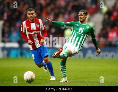 Rodri Sanchez del Real Betis durante il campionato spagnolo la Liga partita di calcio tra Atletico de Madrid e Real Betis Balompie il 31 ottobre 2021 allo stadio Wanda Metropolitano di Madrid, Spagna - Foto: Oscar Barroso/DPPI/LiveMedia Foto Stock