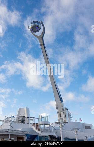 Giro in POV nella North Star, ponte piscina, nave da crociera Royal Caribbean 'Anthem of the Seas' all'ormeggio, Liverpool, Merseyside, Inghilterra, Regno Unito Foto Stock