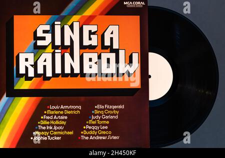 Memories of EMI - White Label Vinyl Disc Sing a Rainbow con Louis Armstrong, Fred Astaire, Bing Crosby e molti altri. Foto Stock