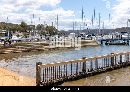 Bayview, molo storico di Sydney e bagni Bayview sulle rive di Pittwater, Sydney, Australia Foto Stock