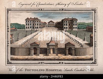 The Foundling Hospital, Holborn, Londra: Una vista dall'alto del cortile. Incisione colorata, 1770. Foto Stock