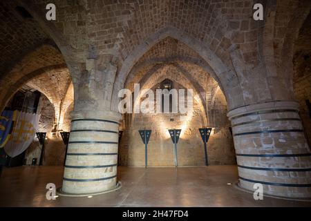 Israele, Acre, i crociati sotterranei cavalieri sale nel vecchio Akko Foto Stock