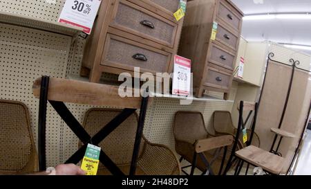 Augusta, GA USA - 08 12 21: Interno del negozio hobby lobby Foto Stock