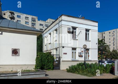 BUCAREST, ROMANIA - 17 AGOSTO 2021: Grande sinagoga nel centro della città di Bucarest, Romania Foto Stock