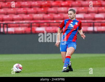 DAGENHAM, INGHILTERRA - OTTOBRE 31:Lizzie(Liz)Waldie of Crystal Palace Women durante il Barclays fa Women's Championship match tra Watford e Crystal Foto Stock