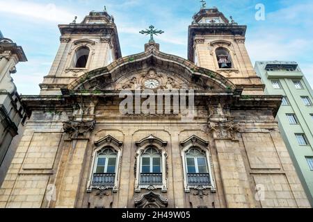 Vista esterna o facciata dell'edificio chiamato Chiesa del terzo Ordine di nostra Signora di Monte do Carmo a Rio de Janeiro, Brasile. L'edificio è anche Foto Stock