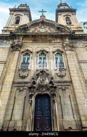 Vista esterna o facciata dell'edificio chiamato Chiesa del terzo Ordine di nostra Signora di Monte do Carmo a Rio de Janeiro, Brasile. L'edificio è anche Foto Stock