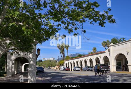 La pittoresca area del centro sulla strada principale, Ojai CA Foto Stock