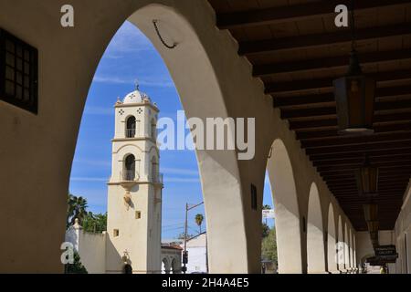 La pittoresca area del centro sulla strada principale, Ojai CA Foto Stock