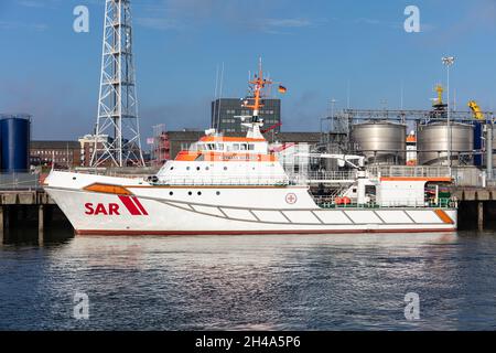 Crociera tedesca SAR HERMANN MARWEDE nel porto di Cuxhaven Foto Stock