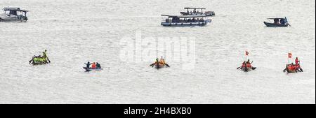 CAI Rang 07 luglio 2018. Dragon Boat Racing Festival della gente vietnamita sul fiume Can Tho Foto Stock