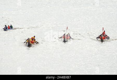 CAI Rang 07 luglio 2018. Dragon Boat Racing Festival della gente vietnamita sul fiume Can Tho Foto Stock