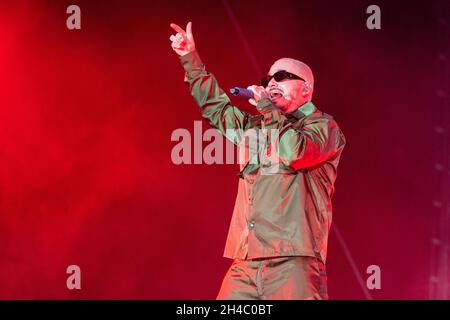 San Francisco, Stati Uniti. 31 ottobre 2021. J Balvin durante il Festival musicale Outside Lands il 31 ottobre 2021, a San Francisco, California (Foto di Daniel DeSlover/Sipa USA) Credit: Sipa USA/Alamy Live News Foto Stock