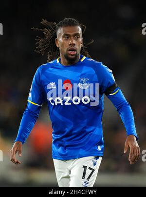 Wolverhampton, Regno Unito. 01 Novembre 2021. Alex Iwobi di Everton durante la partita della Premier League tra Wolverhampton Wanderers ed Everton a Molineux, Wolverhampton, Inghilterra, il 1° novembre 2021. Foto di Andy Rowland. Credit: Prime Media Images/Alamy Live News Foto Stock