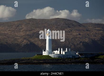 Eilean Musdile (Mansedale) isoletta e faro a sud-ovest di Lismore nelle Ebridi interne Foto Stock