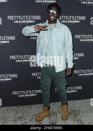 Hollywood, Stati Uniti. 01 Novembre 2021. HOLLYWOOD, LOS ANGELES, CALIFORNIA, USA - NOVEMBRE 01: L'attore TJ Atoms arriva al PrettyLittleThing la Anthony EDIT Launch Party tenuto a Beauty and Essex al Dream Hollywood Hotel il 1 Novembre 2021 a Hollywood, Los Angeles, California, Stati Uniti. (Foto di Xavier Collin/Image Press Agency/Sipa USA) Credit: Sipa USA/Alamy Live News Foto Stock