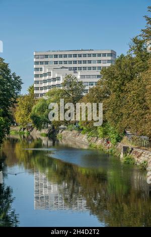 Shell-Haus, Landwehrkanal, Reichpietschufer, Tiergarten, Mitte, Berlino, Germania Foto Stock