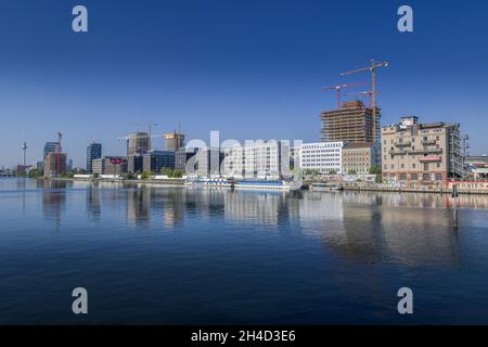 Mediaspree, Pirati, Zalando, Wohnturm ´Living Levels´, Mercedes Benz Vertriebszentrale, Mühlenstraße, Spreeufer, Friedrichshain, Berlino, Deutschland Foto Stock