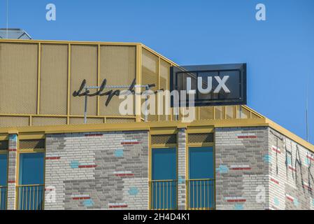 Delphi Lux Kino, Kantstrasse, Yva-Bogen, Charlottenburg, Berlino, Germania Foto Stock