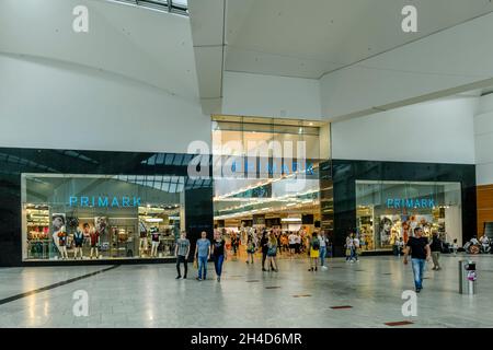 Primark, Einkaufszentrum Waterfront, AG-Weser-Straße, Gröpelingen, Brema, Deutschland Foto Stock