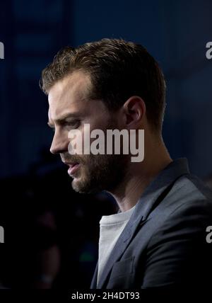 Jamie Dornan parla con i media mentre frequenta la prima britannica di ANTROPOID alla BFI Southbank, Londra. Martedì 30 agosto 2016. Il credito fotografico deve essere: Isabel Infantes / EMPICS Entertainment. Foto Stock