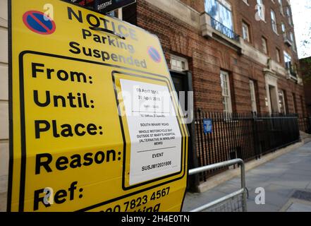 Vista generale della Lindo Wing al St Mary's Hospital di Londra, dove sono state messe in atto restrizioni di parcheggio, come Kate Middleton, Duchessa di Cambridge si aspetta di dare alla luce il suo terzo bambino in un reparto privato da qualsiasi momento nei prossimi giorni. Immagine datata: Martedì 17 aprile 2018. Il credito fotografico deve essere: Isabel Infantes / EMPICS Entertainment. Foto Stock