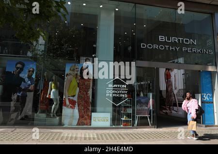 Filiale di Burton e Dorothy Perkins a Oxford Street, nel centro di Londra. Foto datata: Mercoledì 6 giugno 2019. Il credito fotografico deve essere: Isabel Infantes / EMPICS Entertainment. Foto Stock